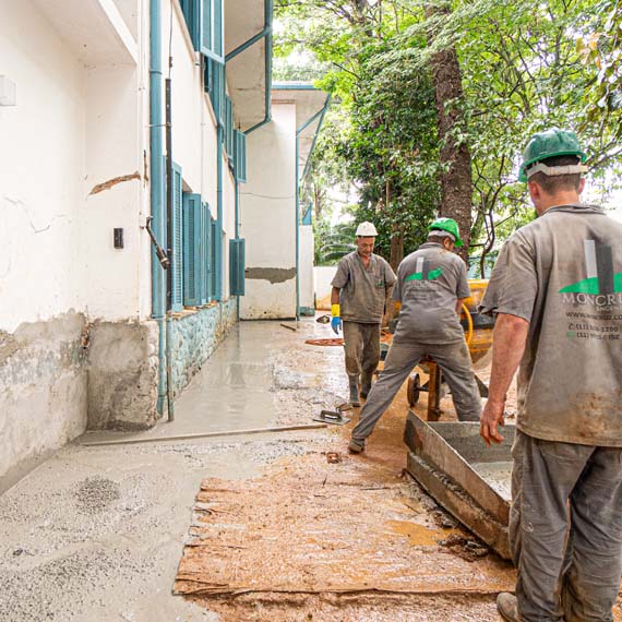empresa-de-engenharia-para-setor-educacional