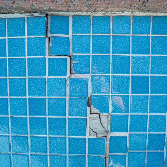 obra-de-reforma-piscina